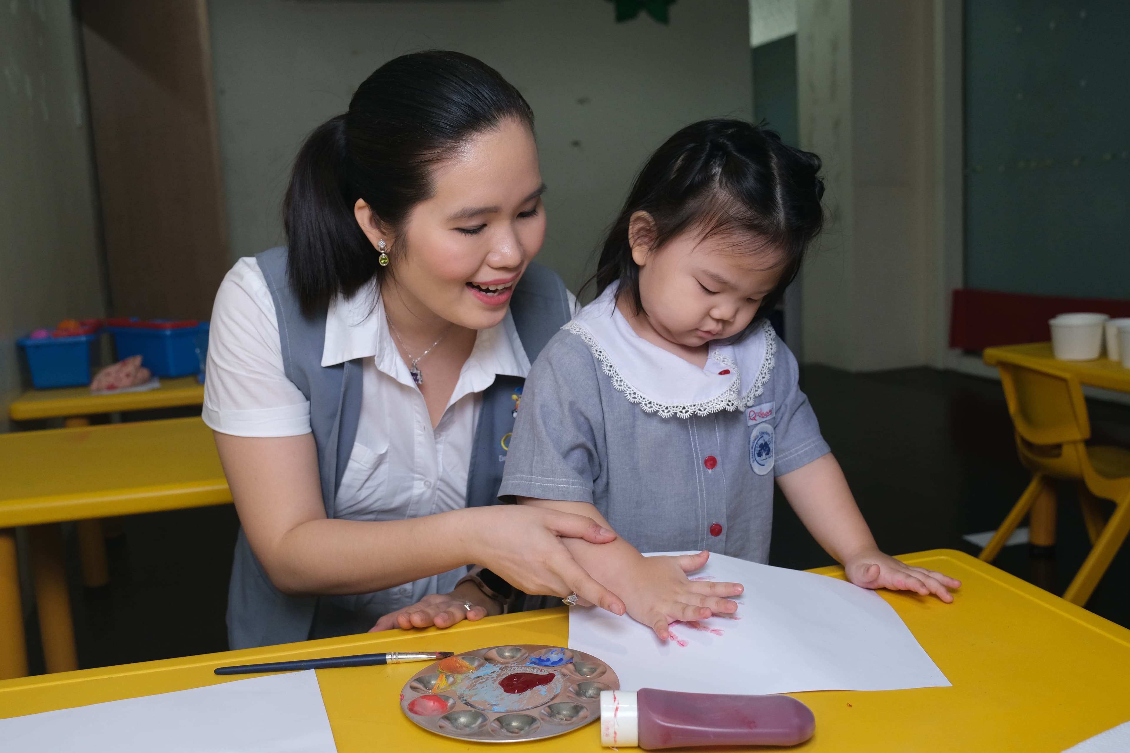 Qdees BGC students and facility